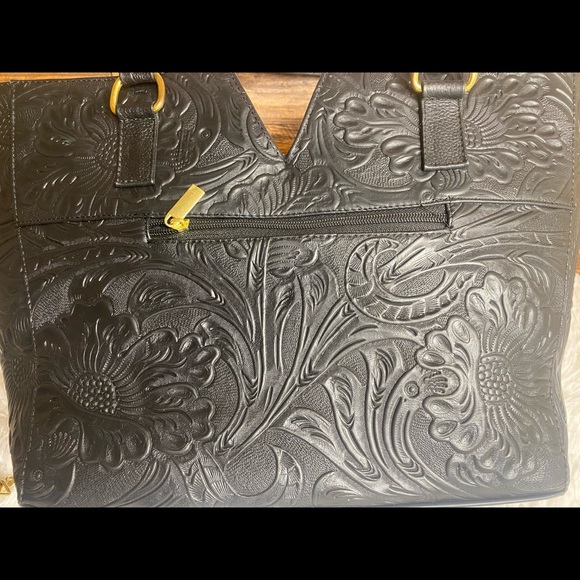 COPY - Mexican flower embroidered shoulder bag - Picture 5 of 8